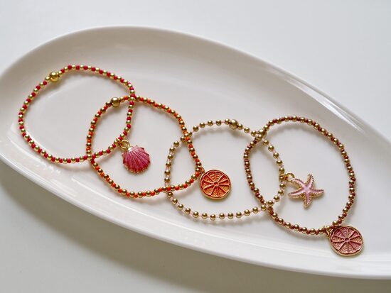 Sommerarmbändchen bunt mit Anhänger