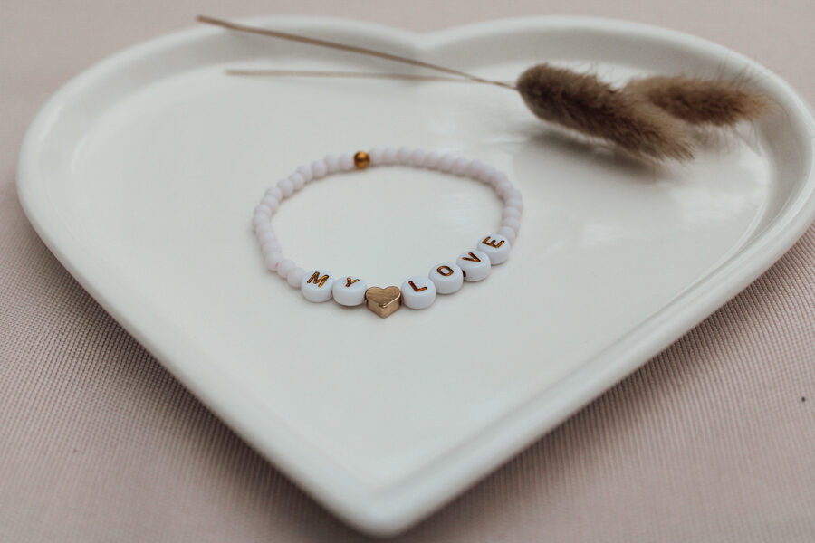 Perlenarmband Valentinstag 